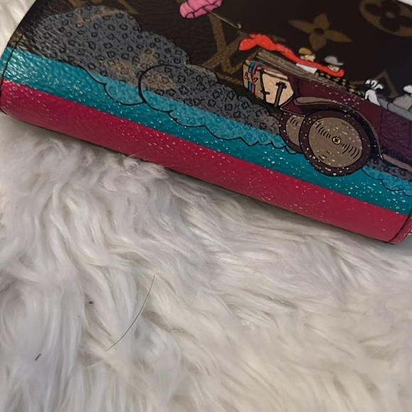 LOUIS VUITTON
Monogram 2015 Christmas Animation Zippy Coin Purse Hibiscus​​ - Picture 3 of 7